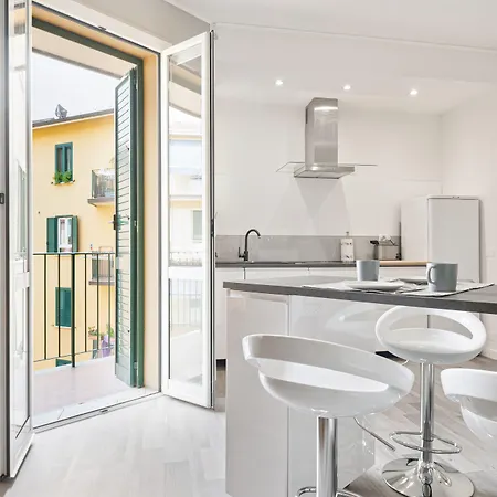 Free Parking Flat 10 Minuti Da Fiera Apartamento
